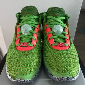 Lebron XX STOCKING STUFFER